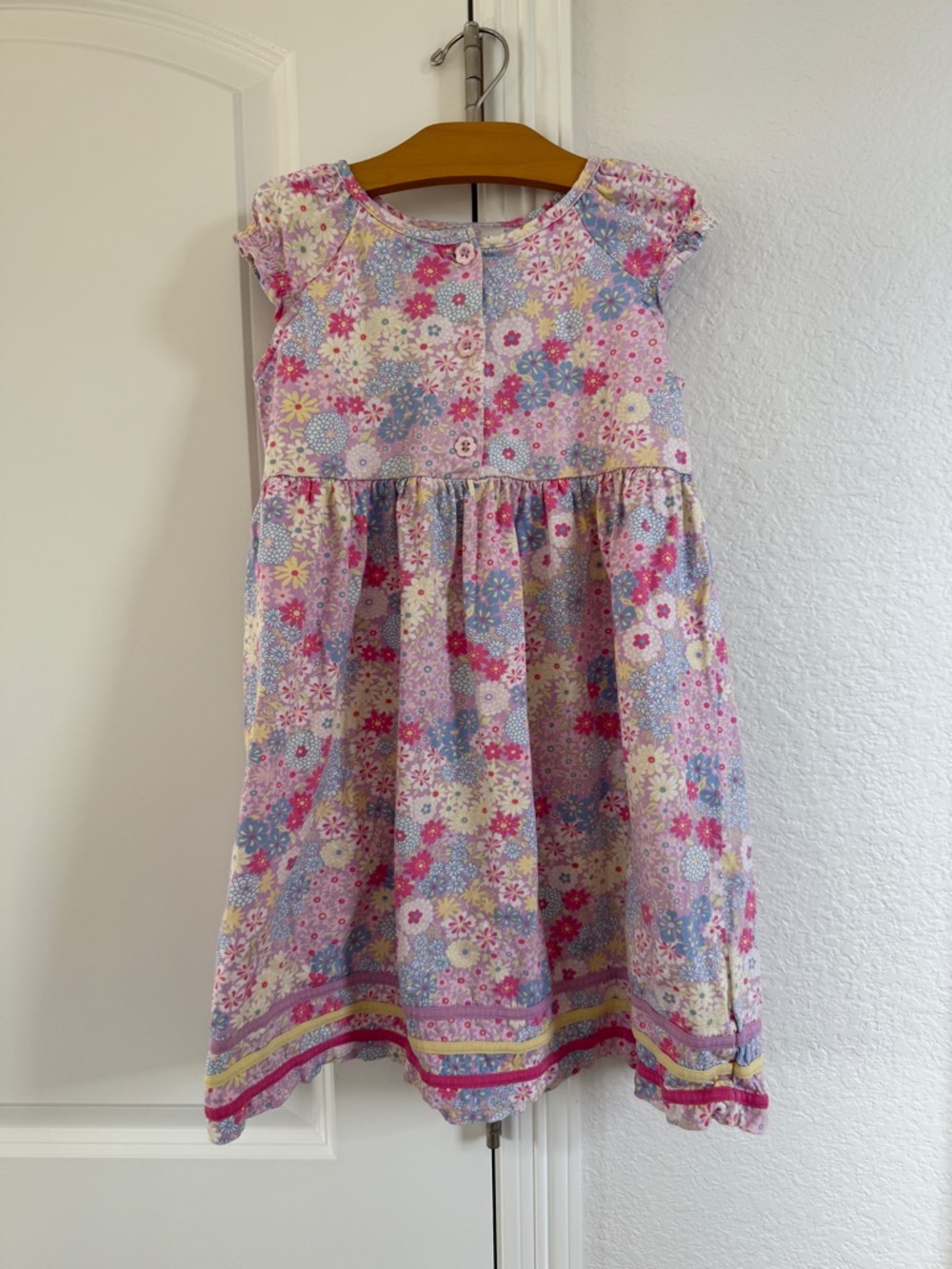 Hanna Andersson Size 5 Multicolor Floral Cap-Sleeve Dress